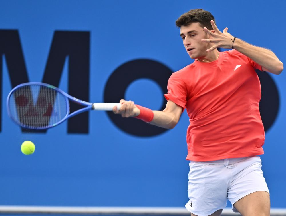 王雅繁不敌9号种子卡萨金娜 无缘澳网女单32强.